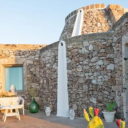 Trullo Luxury Pescoluse, By Salentoaffitti Vila